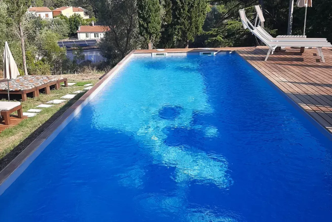 04-08-antenata-piscina-panoramica-1