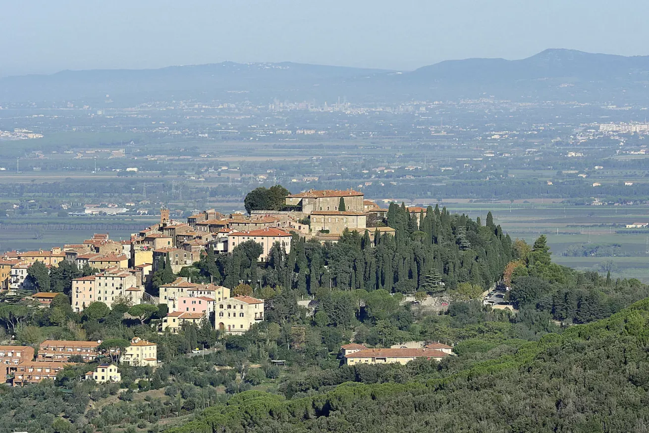 13-020-panorama-borgo