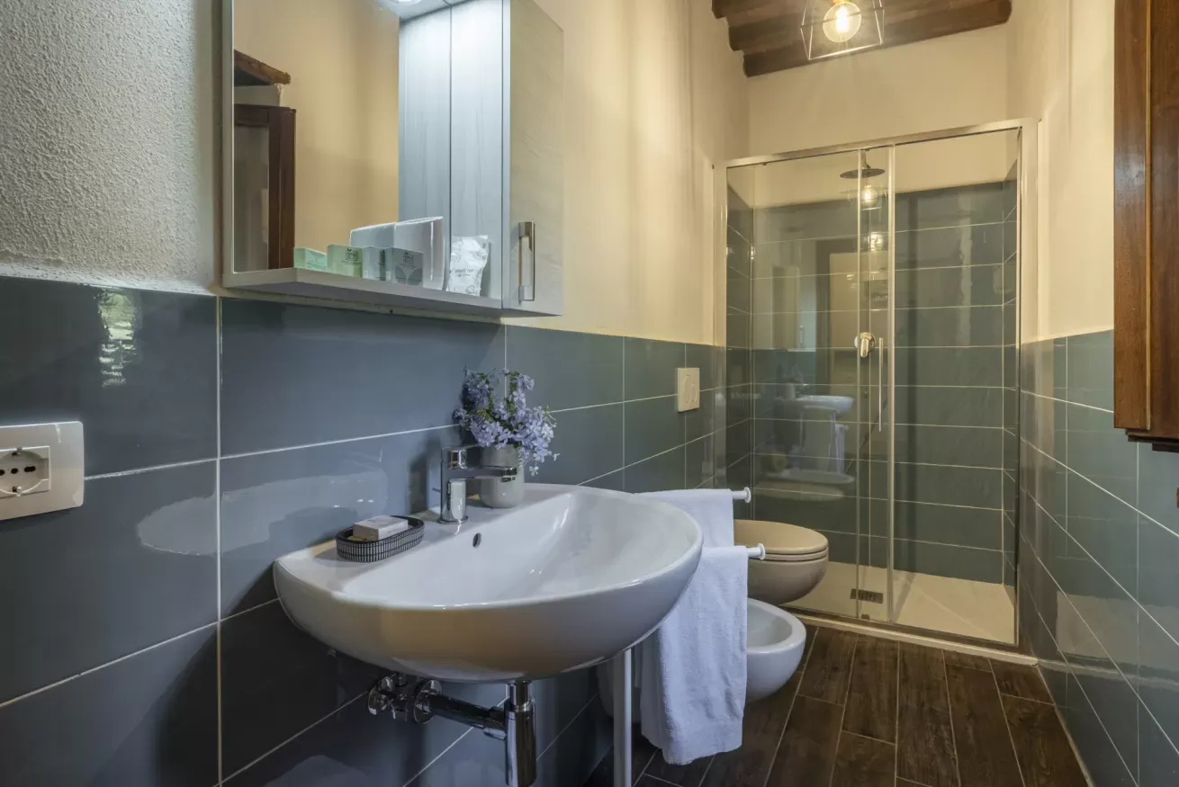 19-casetta-la-rossina-bagno-doccia-bidet