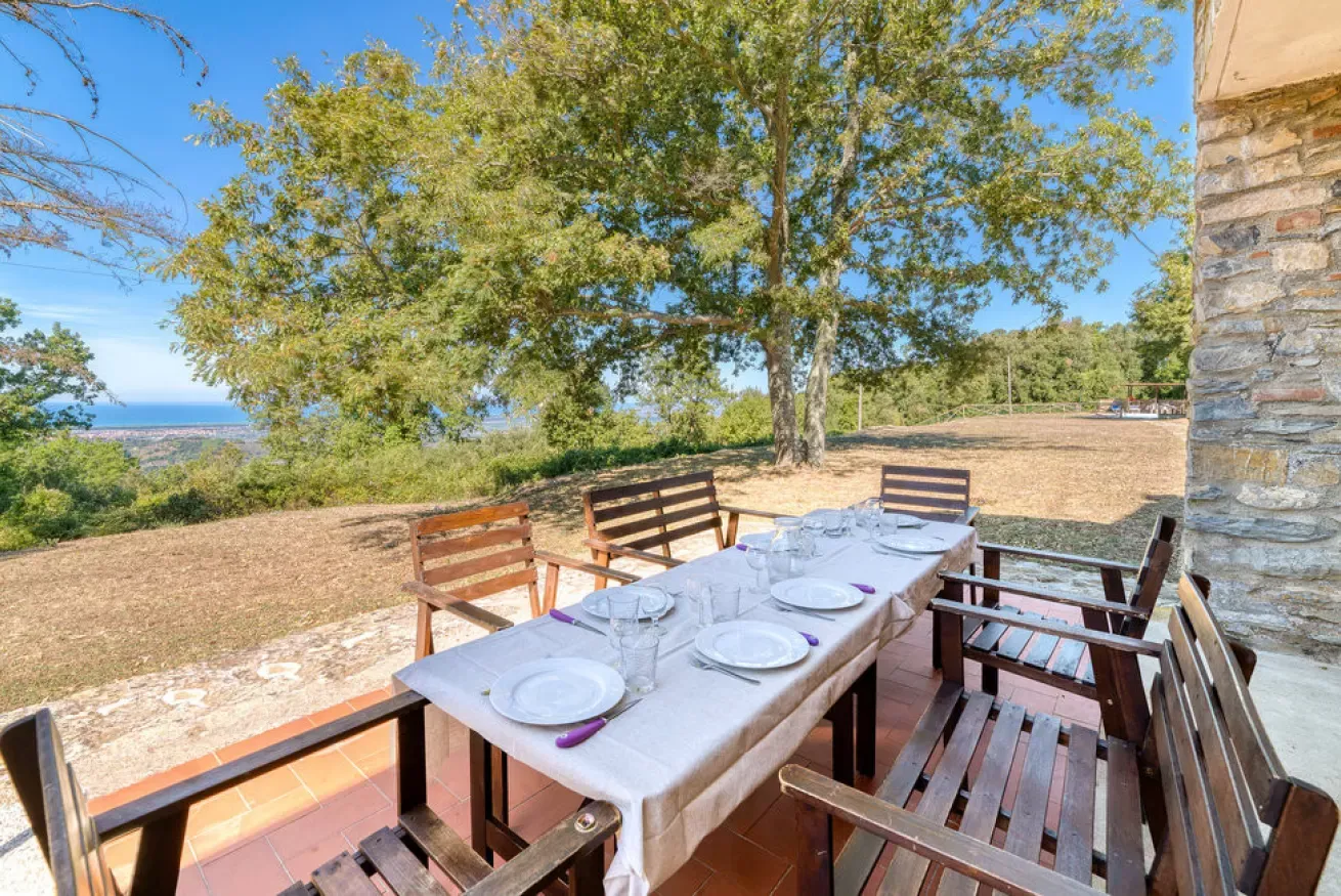 19-incrociata-terrazza-tavolo