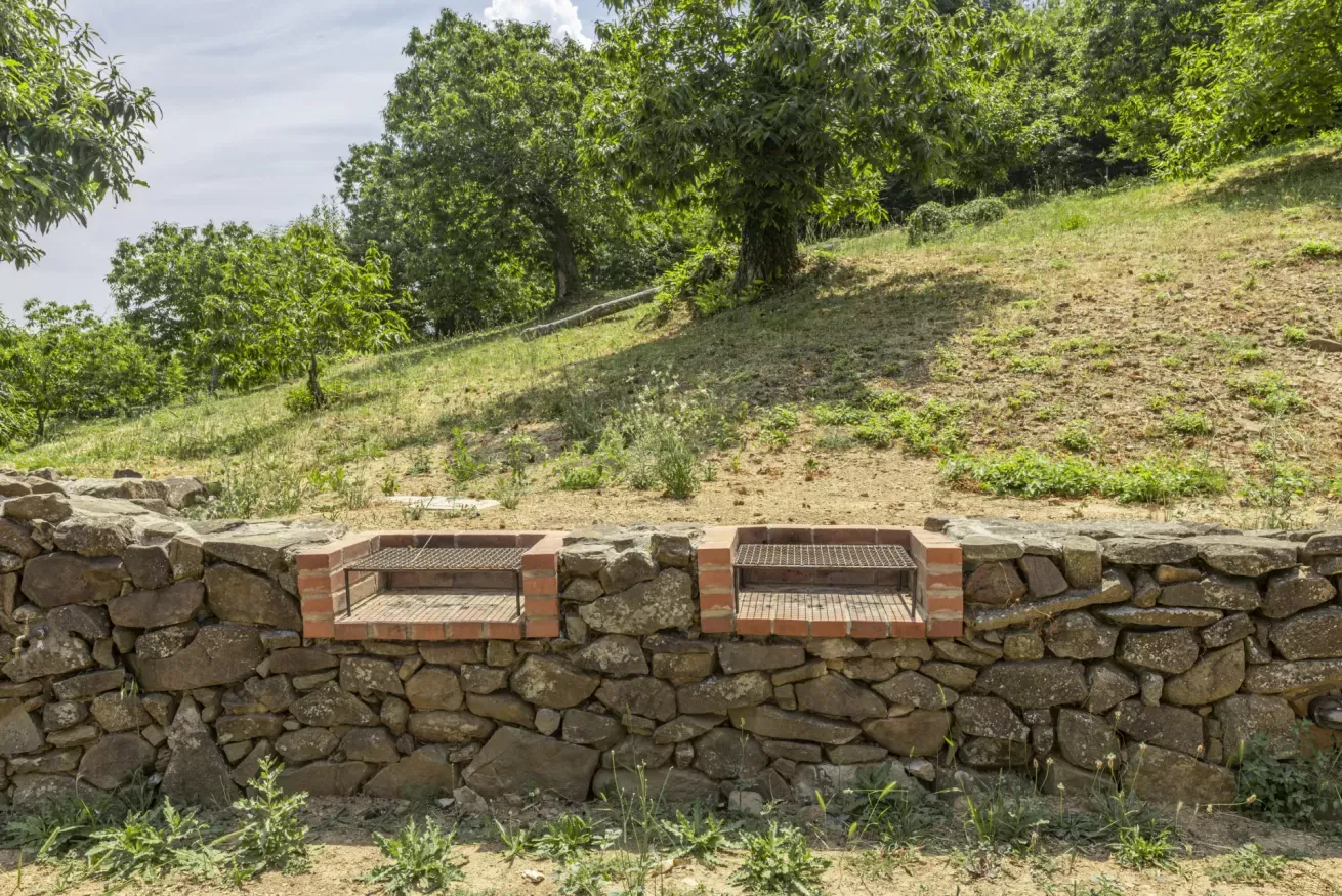 36-casetta-la-rossina-muretto-pietra-terrazzamento